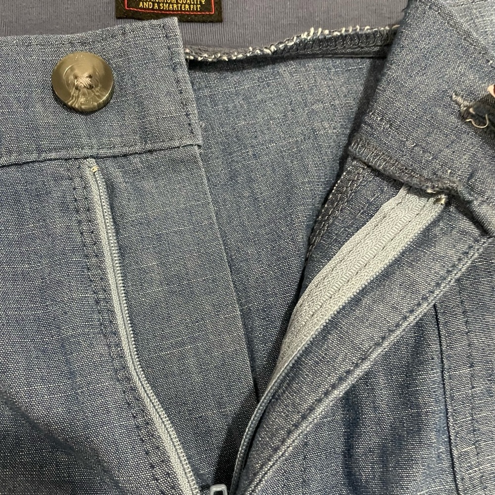 Lee women’s Flex-To -Go Cargo Capri pants size 12M . Blue - Picture 7 of 7